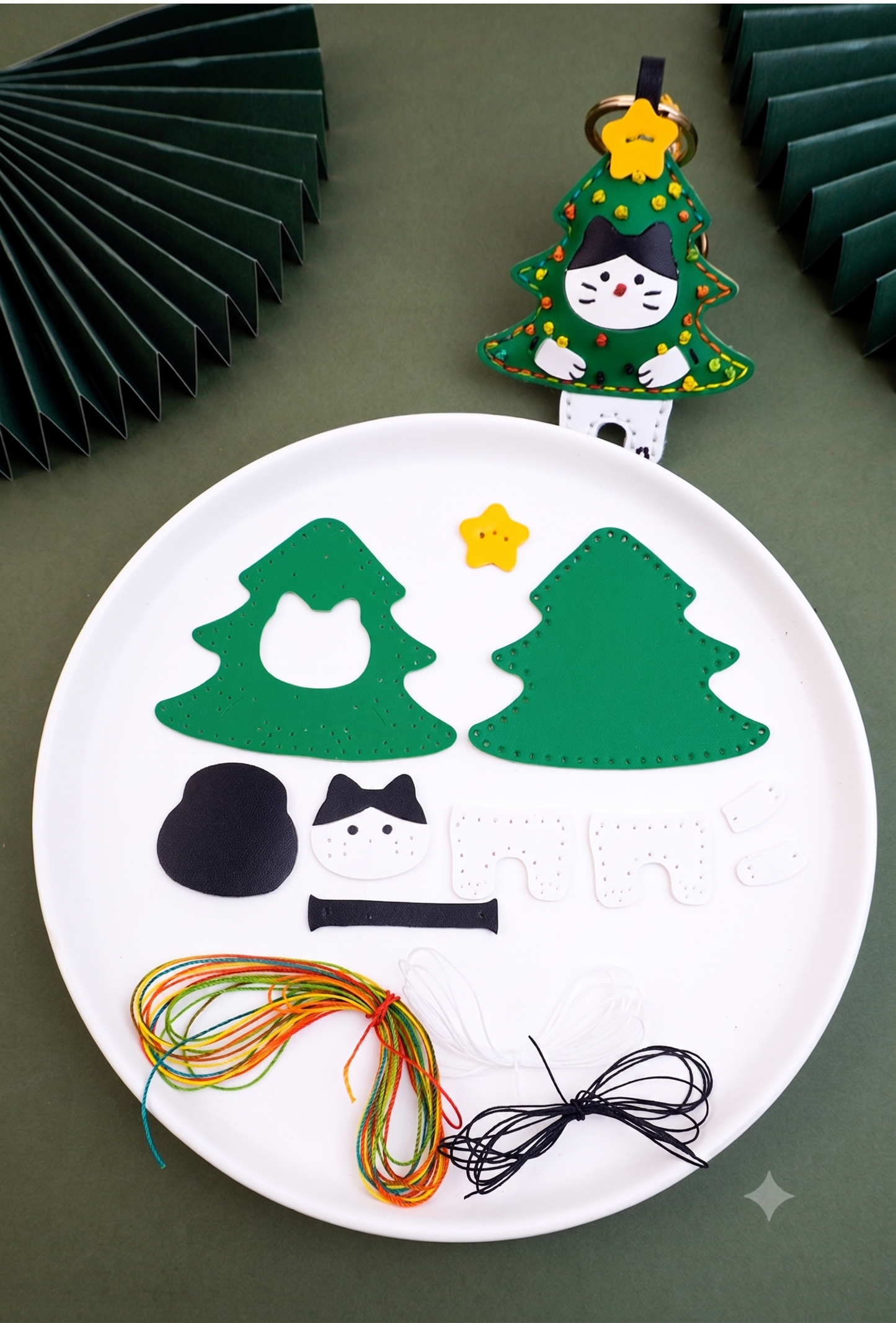 DIY Christmas Tree Cat Leather Keychain Kit