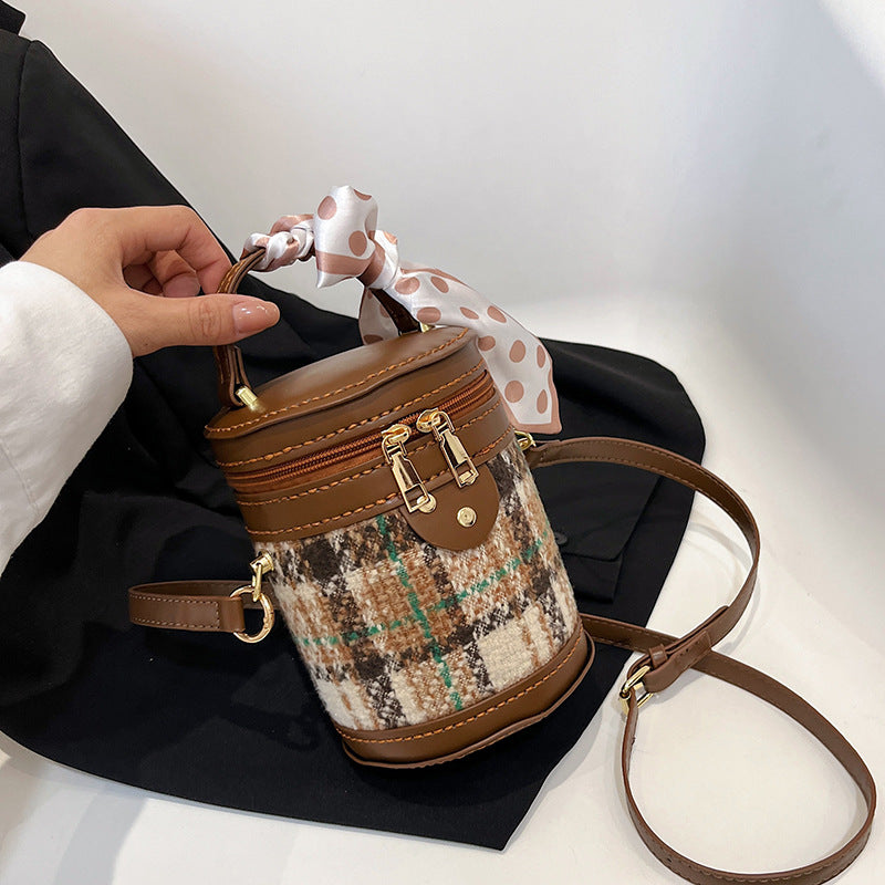 DIY Midnight Tweed Mini Bucket Bag
