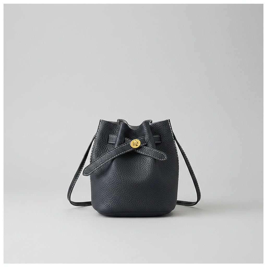DIY Pebbled Bucket Pouch