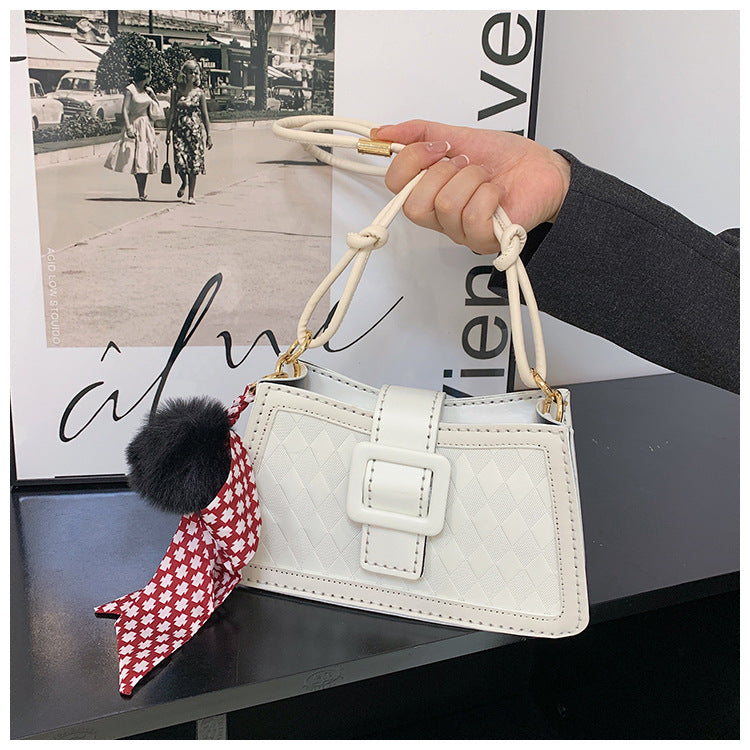 DIY Weave Buckle Bag