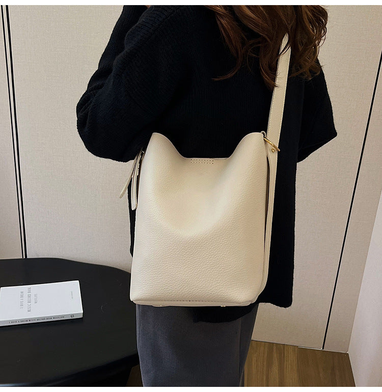 DIY Harbor Bucket Bag