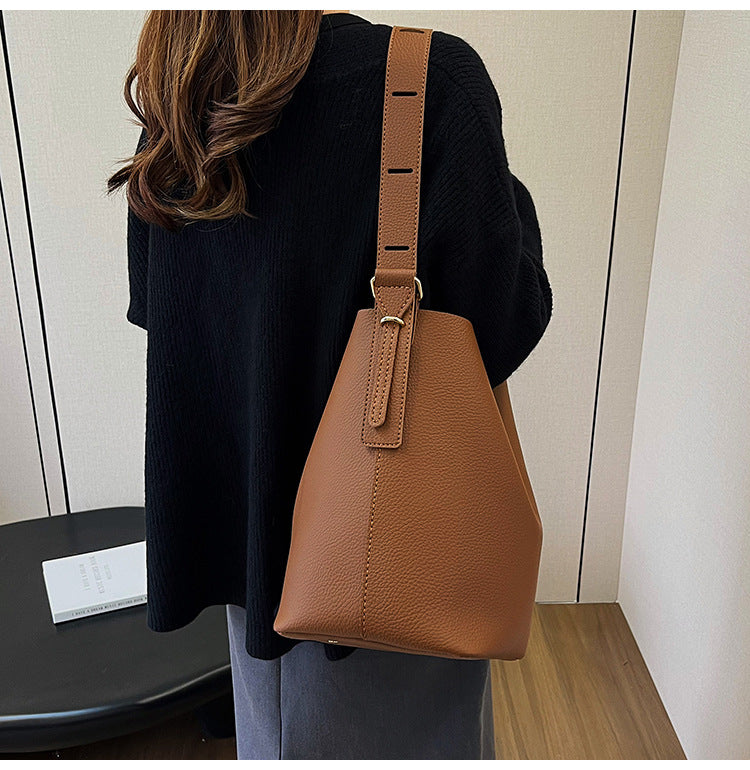 DIY Harbor Bucket Bag