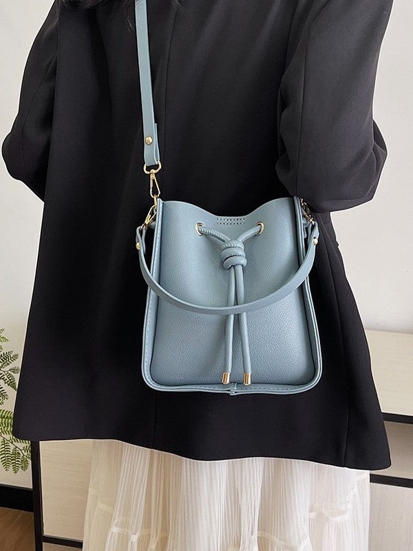 DIY Knot Bucket Bag